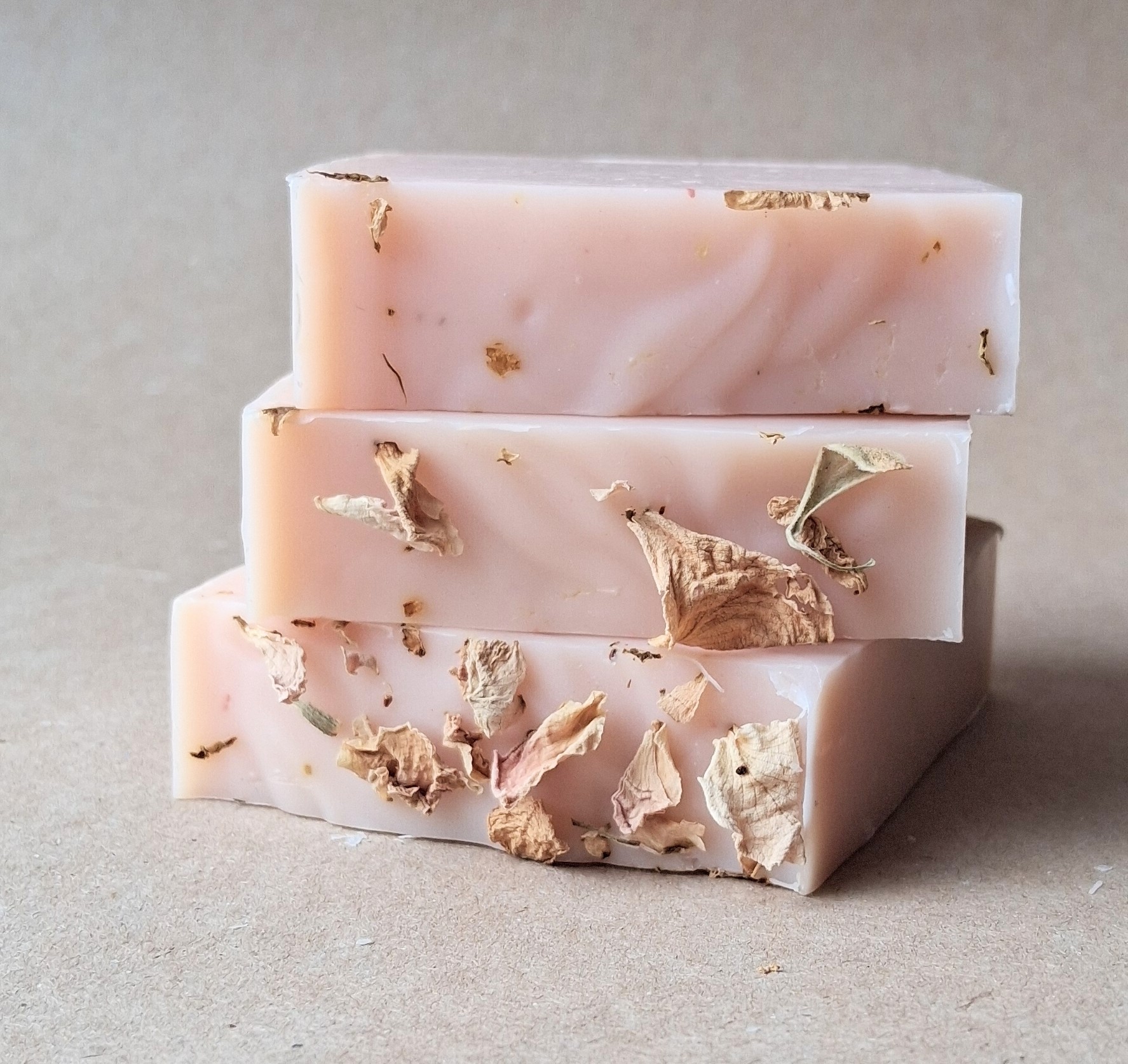 HEDGEROW SOAP with geranium & basil (100g)