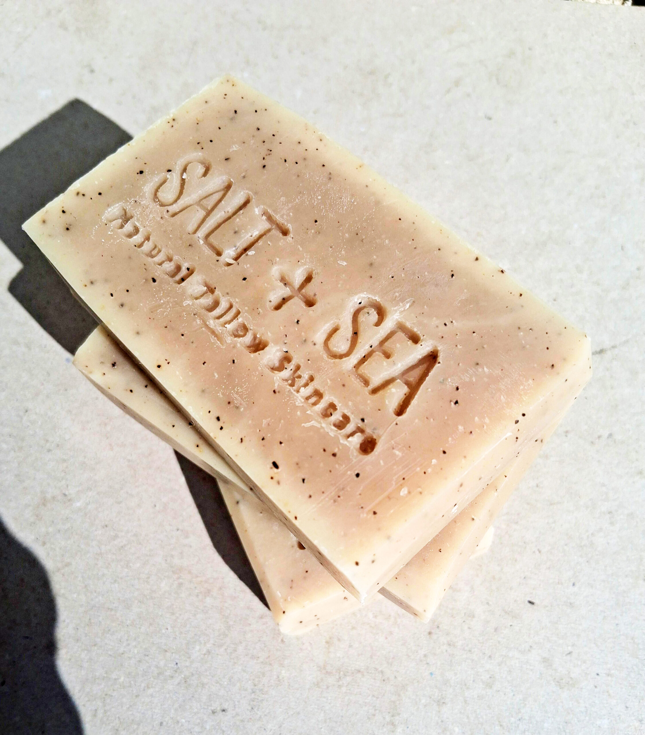 Citronella Plant-Based Soap with coffee grinds - Image 5